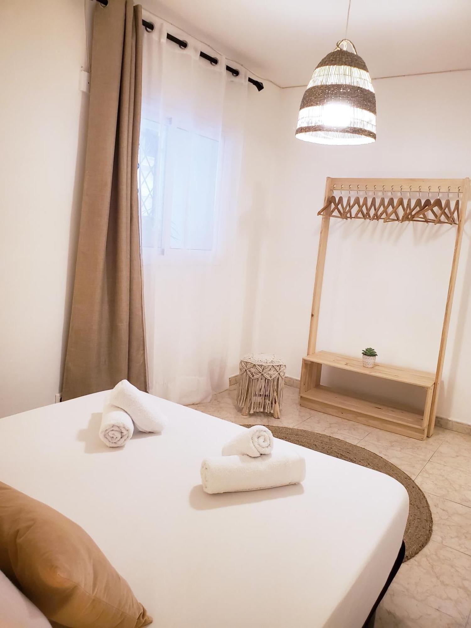 Apartamento Centrico Con Patio Privado Tarragona Kültér fotó