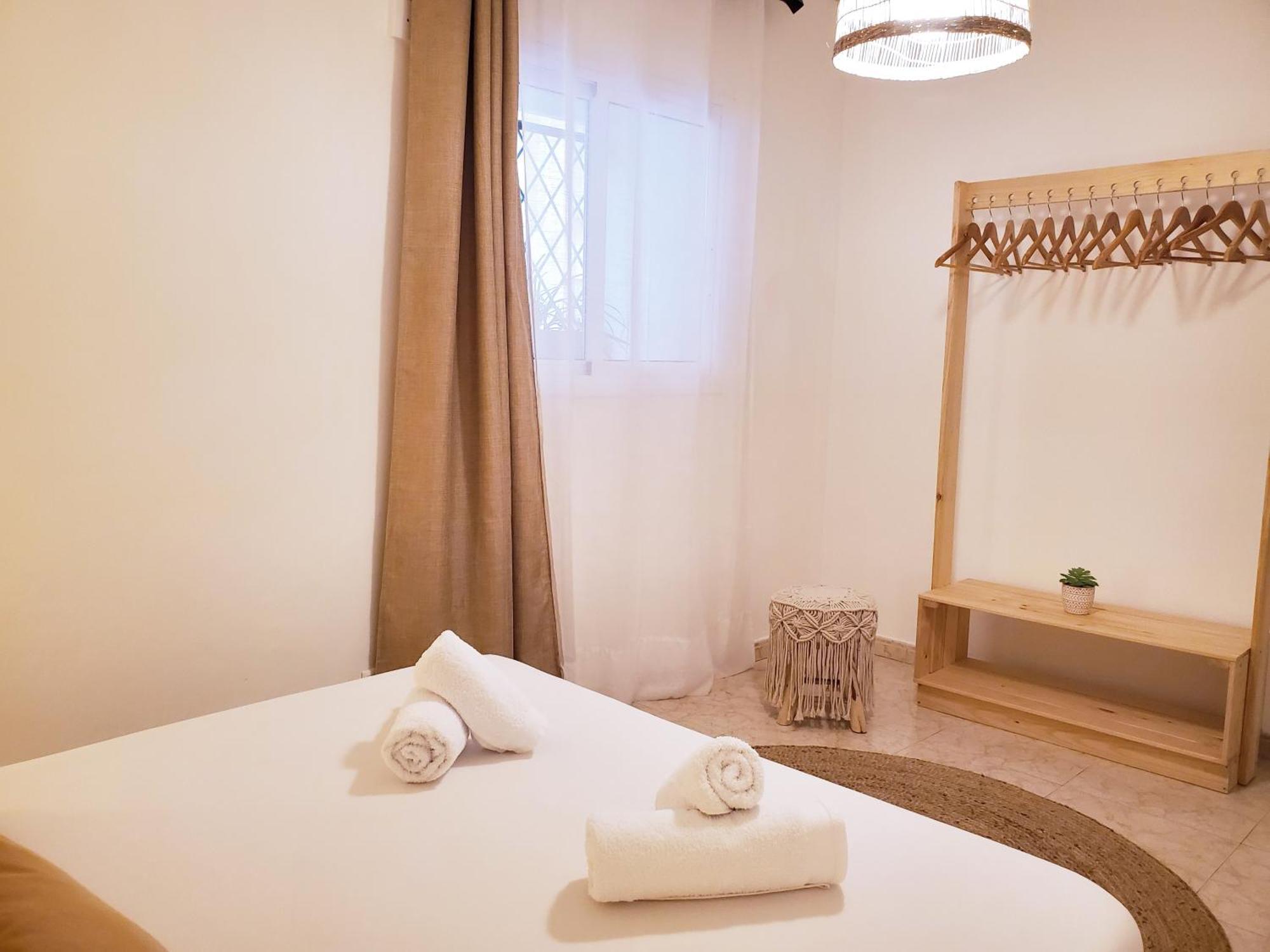 Apartamento Centrico Con Patio Privado Tarragona Kültér fotó