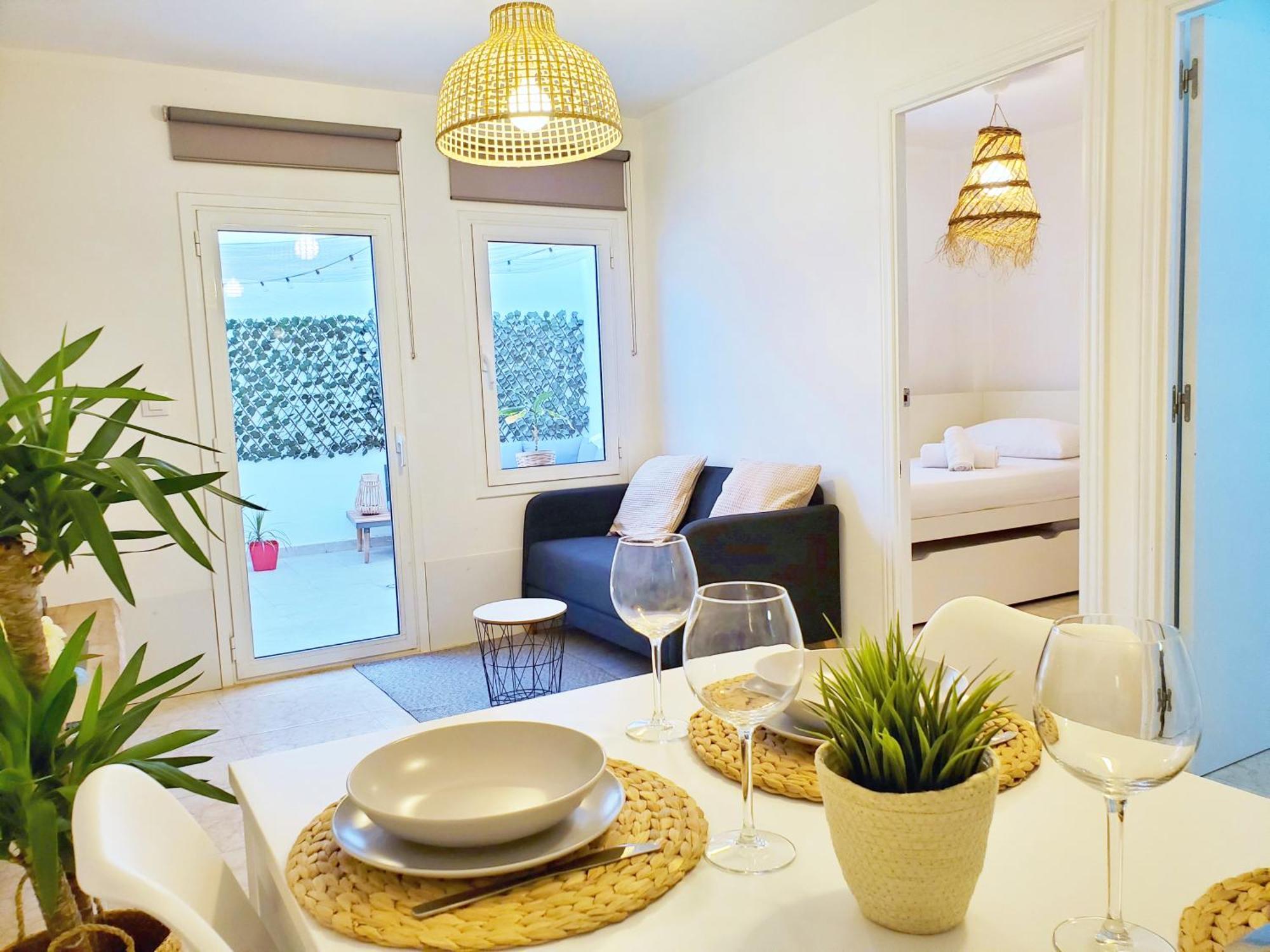 Apartamento Centrico Con Patio Privado Tarragona Kültér fotó