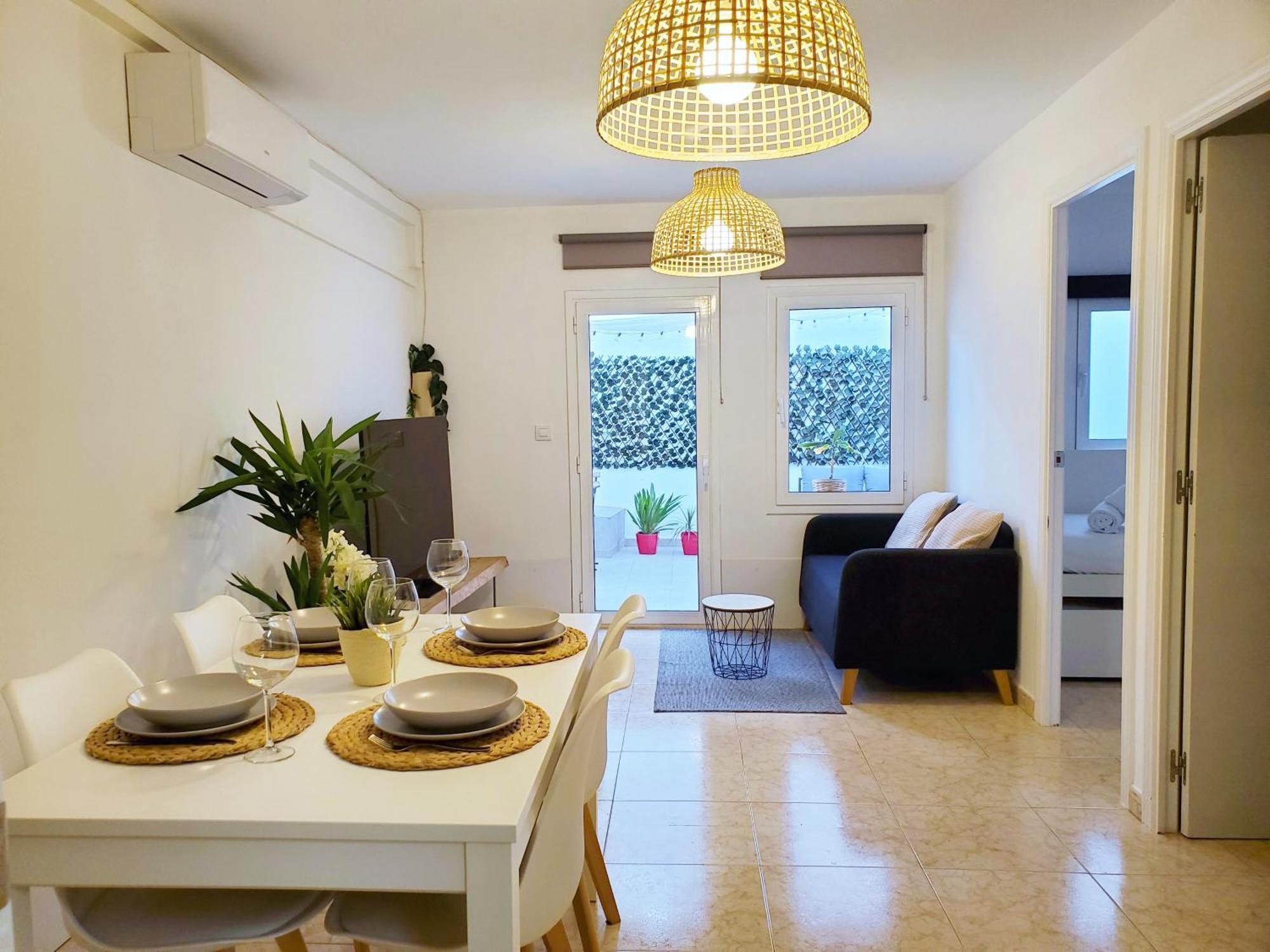 Apartamento Centrico Con Patio Privado Tarragona Kültér fotó