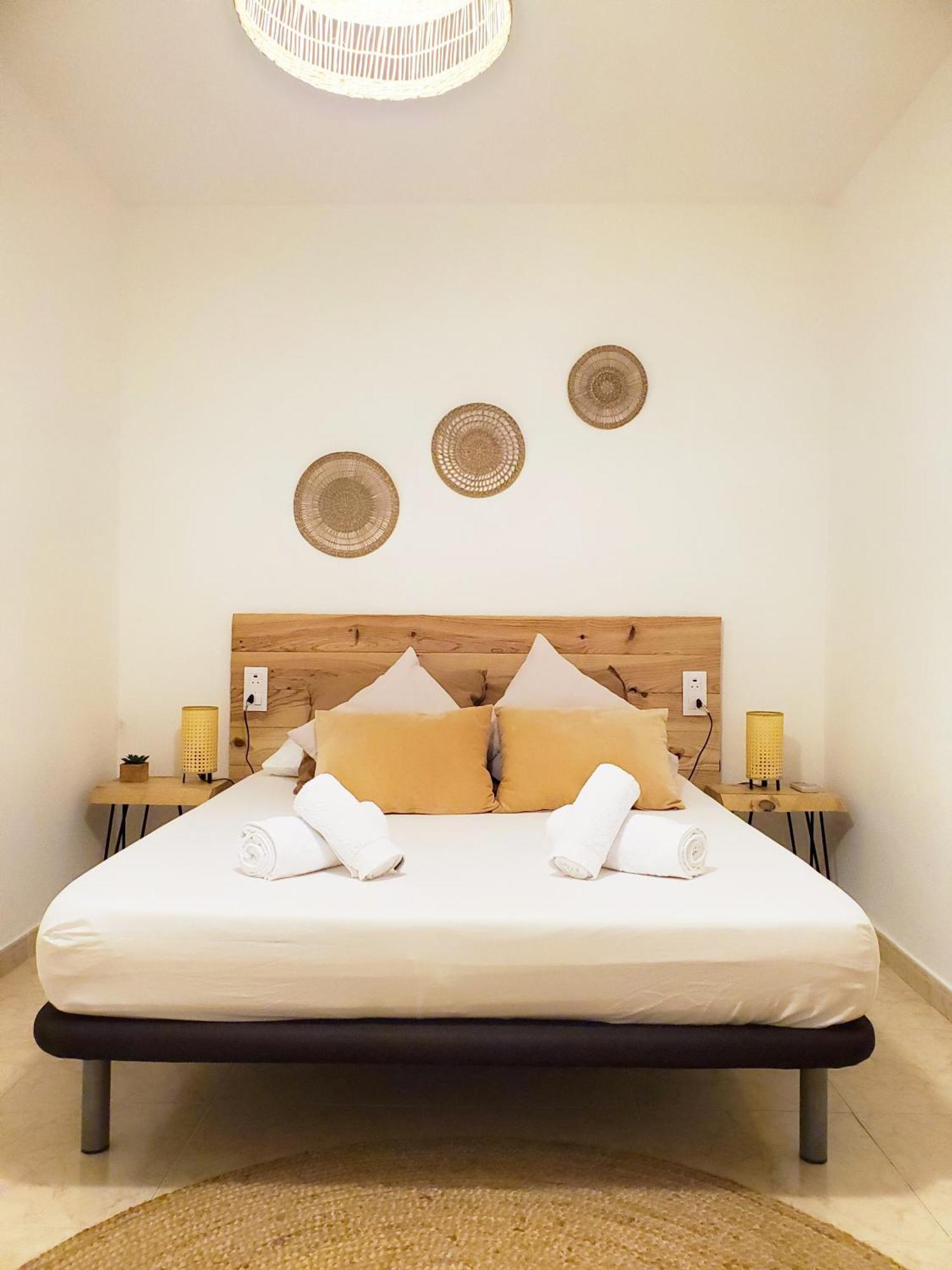 Apartamento Centrico Con Patio Privado Tarragona Kültér fotó